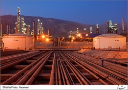 Иран- Ежемесячный Нефтехимический Экспорт составляет  $ 802миллиона.